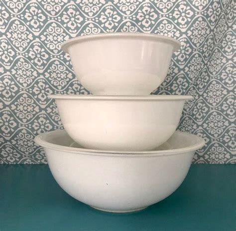 pyrex bowls white|pyrex bowls with white rims.